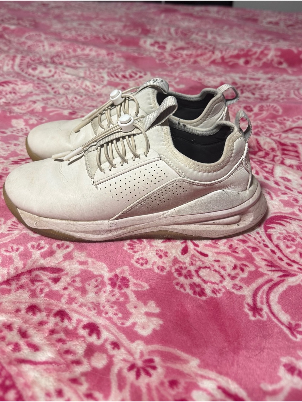 Women’s Slip-On Lace-Free White Fashion Sneakers